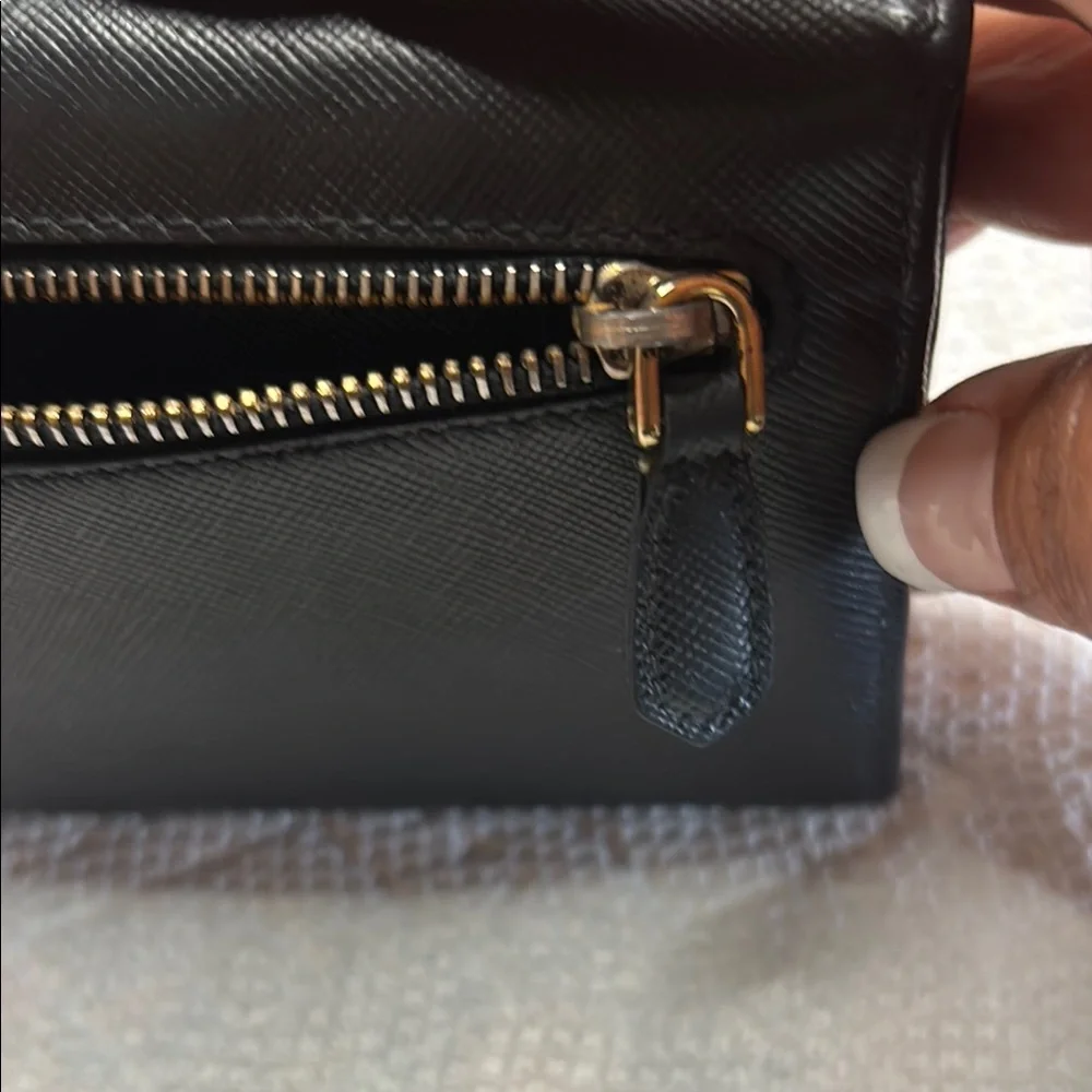 Prada Large Saffiano Wallet - Picture 9 of 15